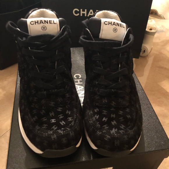 🖤CHANEL 🖤 - Picture 2 of 9